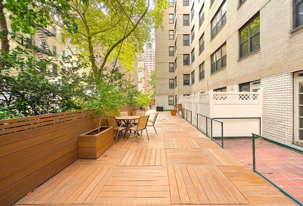 315 East 65th Street, Unit APT8K photo 11
