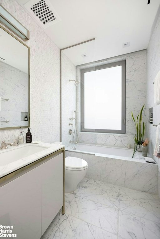 116 University Place, Unit PH photo 9