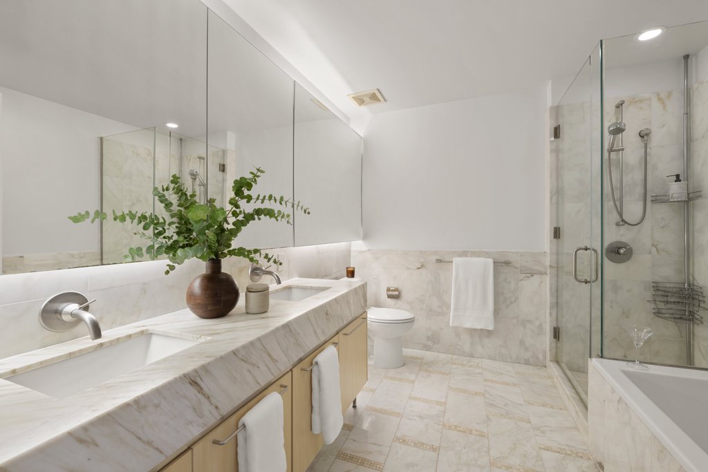 200 Chambers Street, Unit 15C photo 7