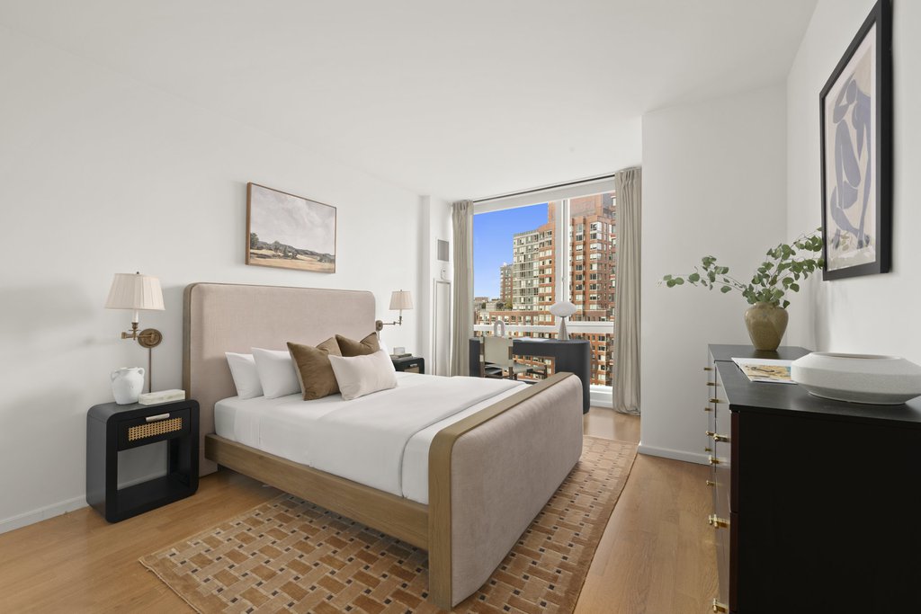 200 Chambers Street, Unit 15C photo 8