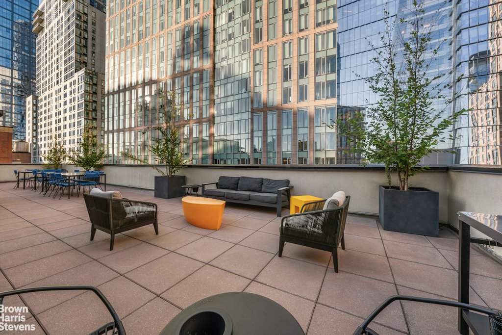 517 West 29th Street, Unit 4A photo 13