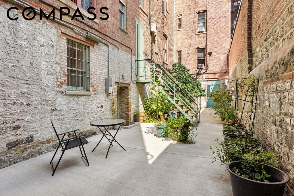 161 Henry Street, Unit 7A photo 9