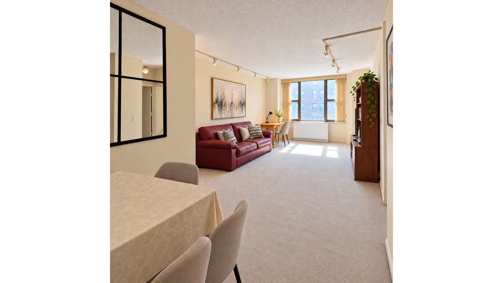 301 East 79th Street, Unit 6M photo 2