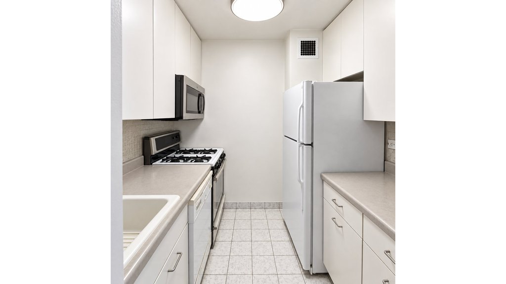 301 East 79th Street, Unit 6M photo 5