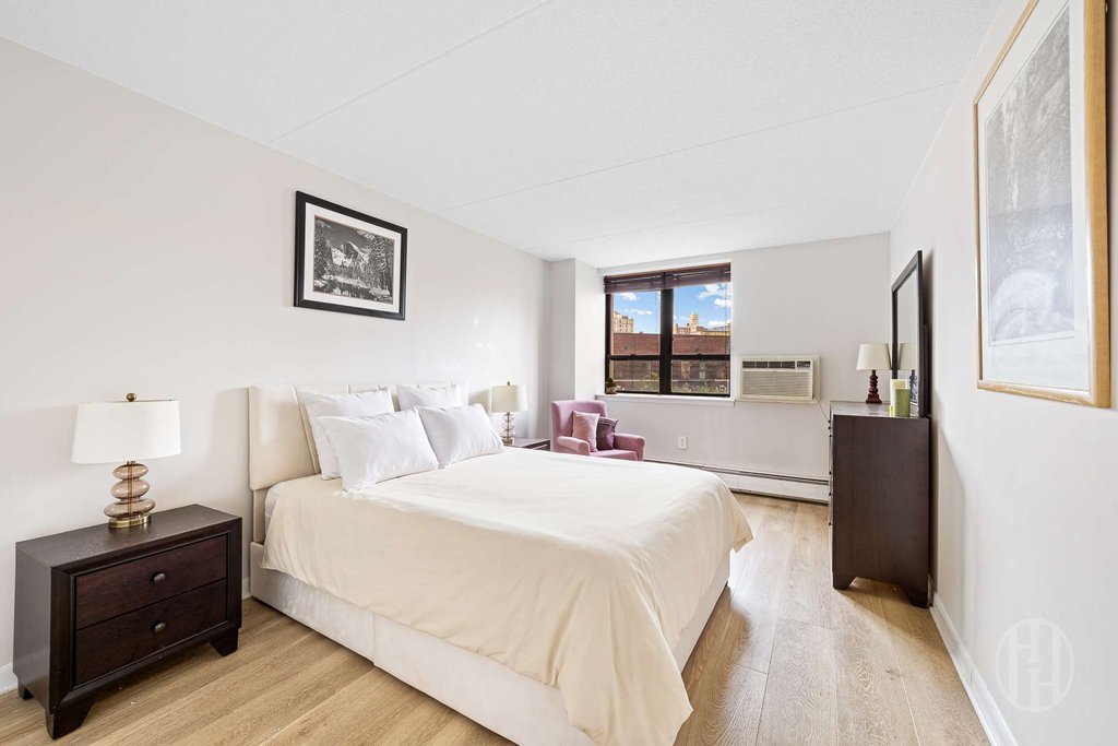 300 West 110th Street, Unit 6H photo 5