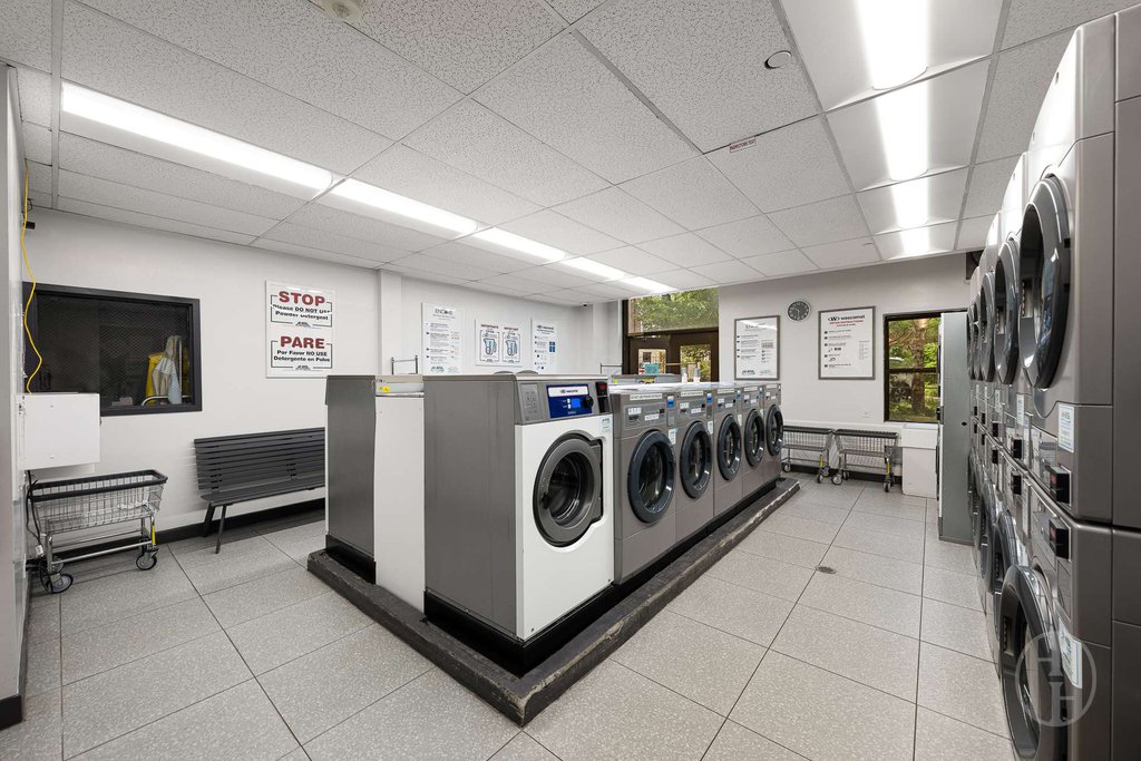 300 West 110th Street, Unit 6H photo 12