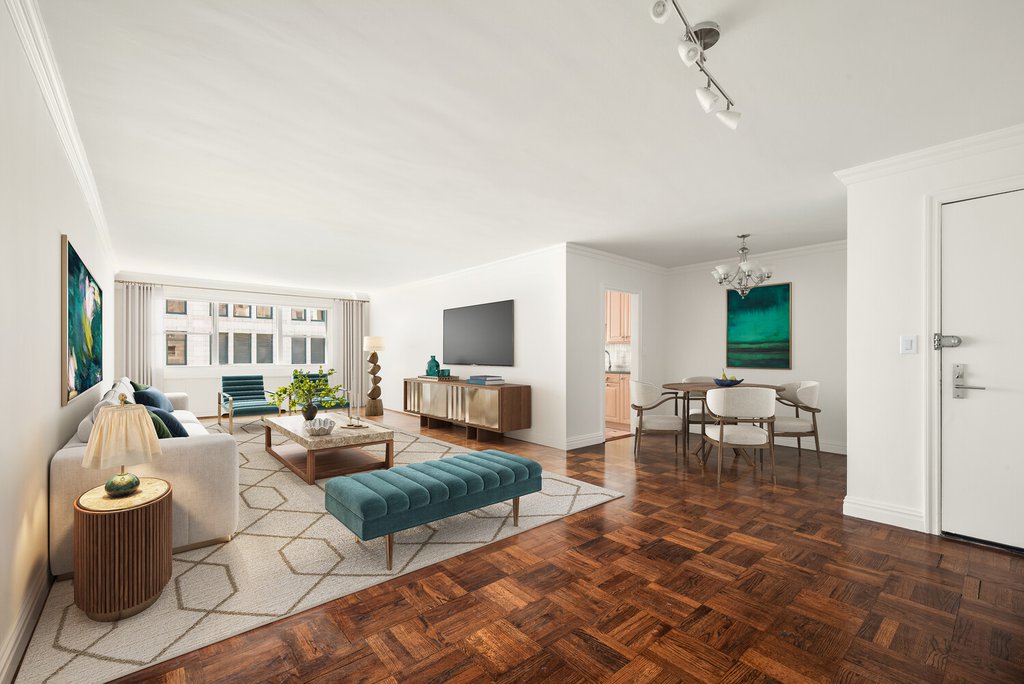 70 East 10th Street, Unit 15V