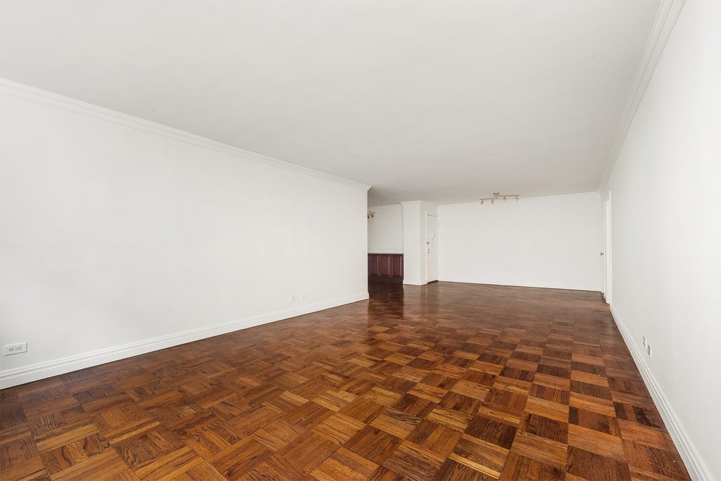 70 East 10th Street, Unit 15V photo 4