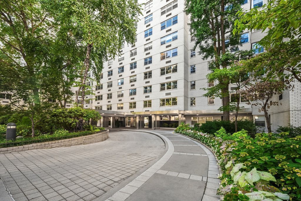70 East 10th Street, Unit 15V photo 13