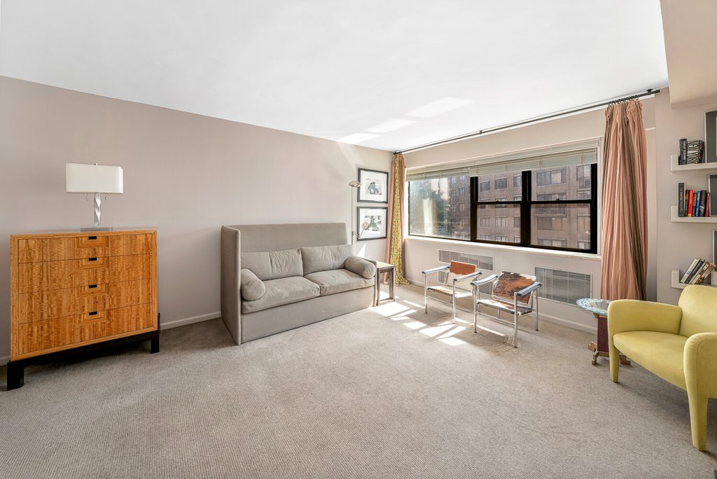 165 East 72nd Street, Unit 3E photo 6