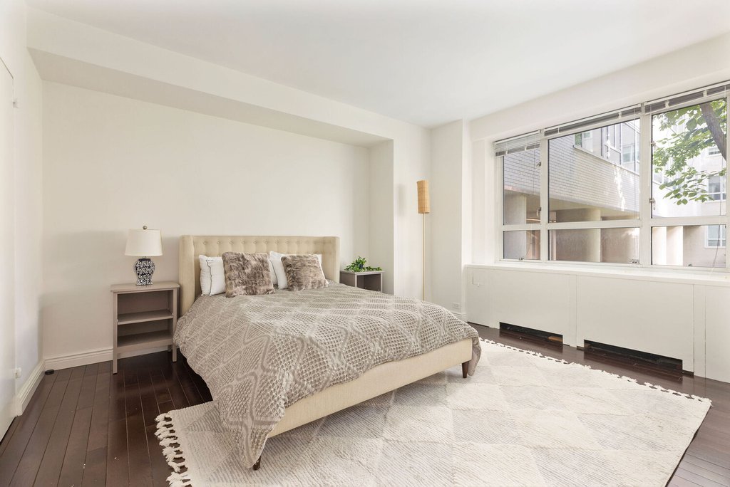 200 East 66th Street, Unit D102 photo 4