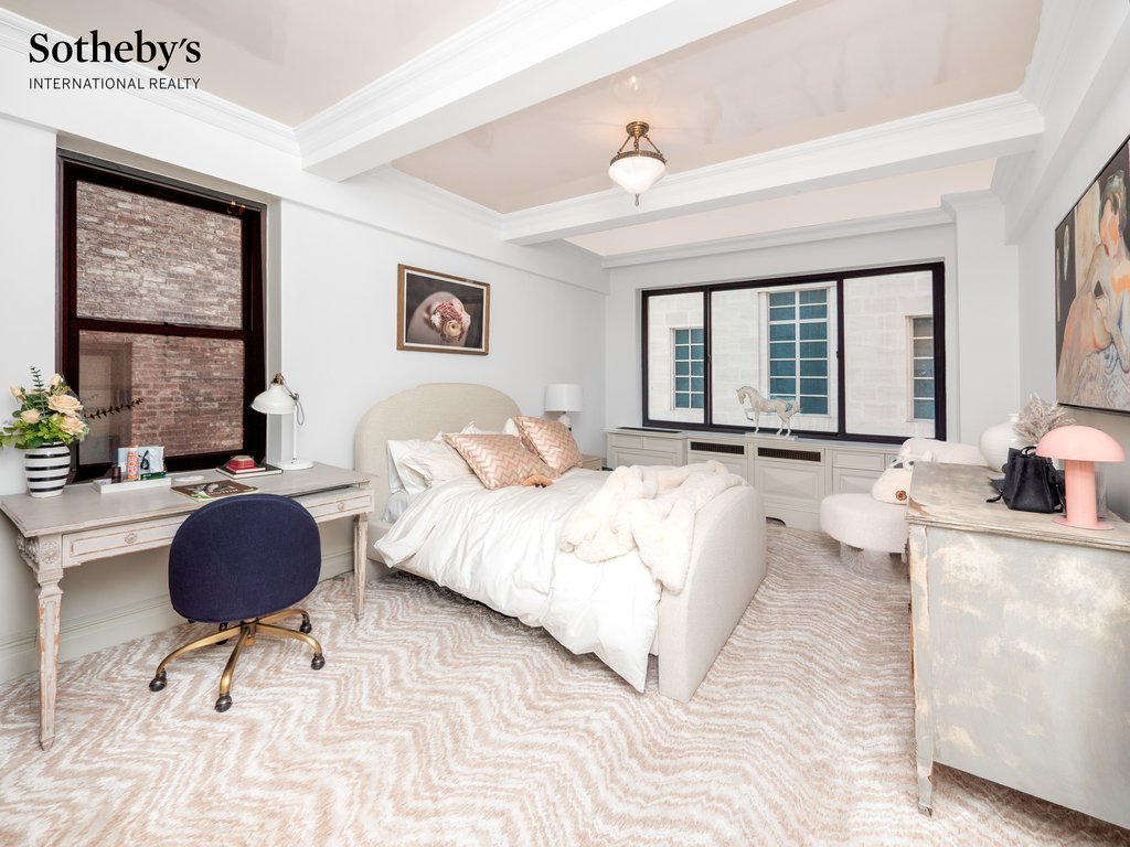 230 Central Park South, Unit 6DE photo 13