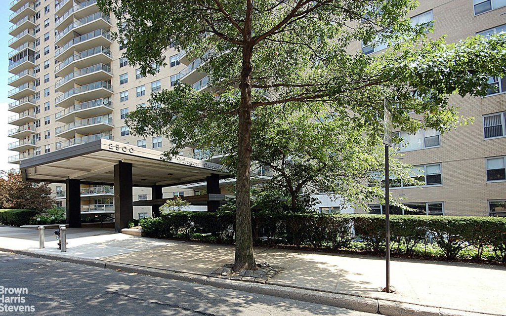2500 Johnson avenue, Unit 11J photo 11