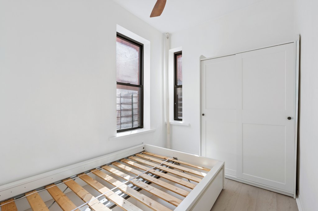 349 West 44th Street, Unit 5RE photo 7