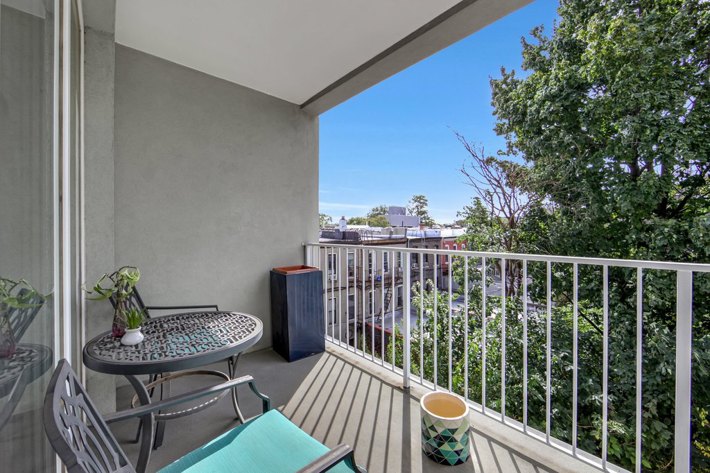 834 Sterling Place, Unit 402 photo 9