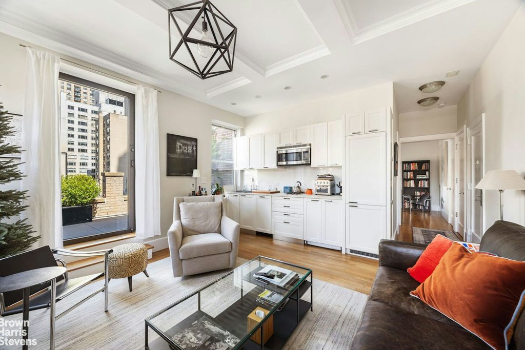 167 East 82nd Street, Unit PHC photo 2