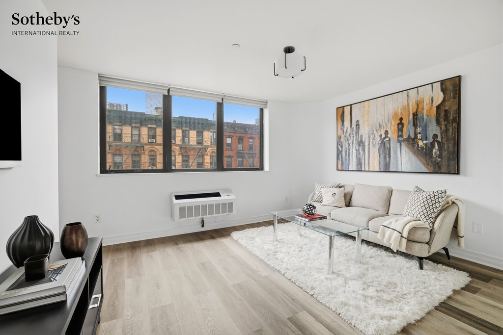 136 East Broadway, Unit 3A photo 2