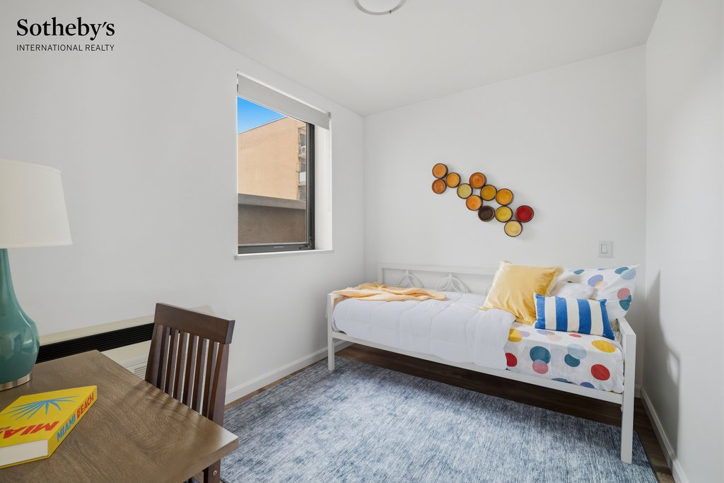 136 East Broadway, Unit 3A photo 7