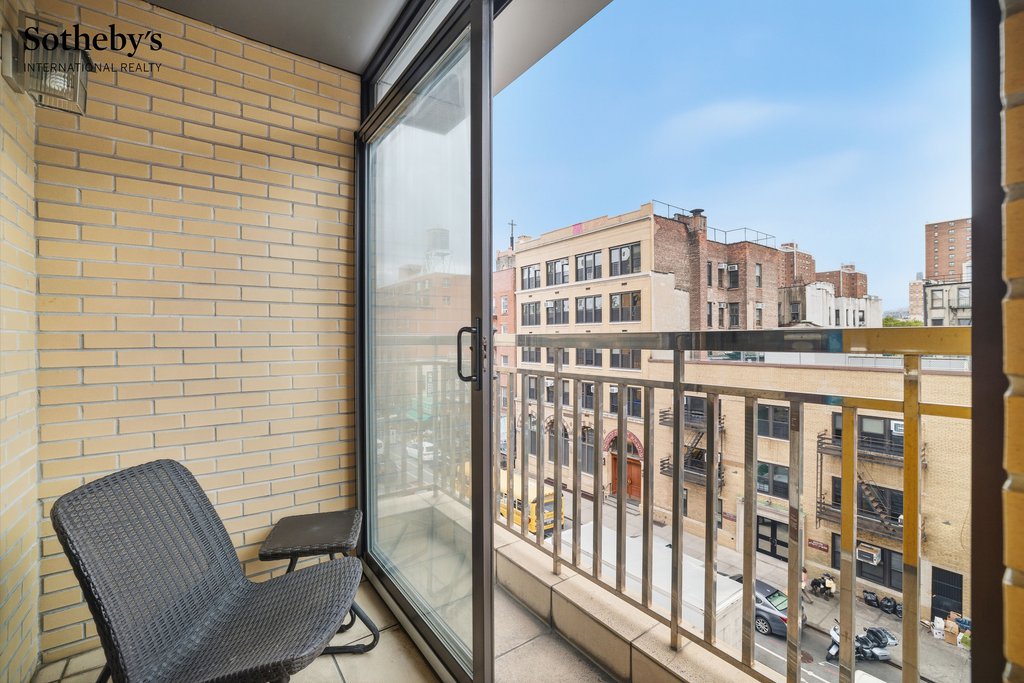 136 East Broadway, Unit 3A photo 11