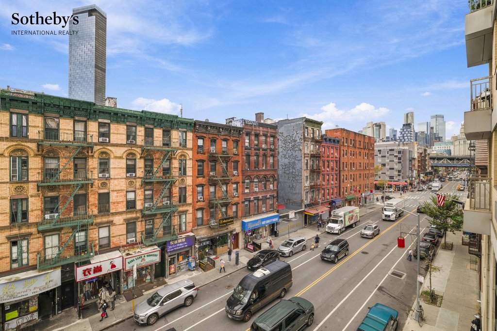 136 East Broadway, Unit 3A photo 12