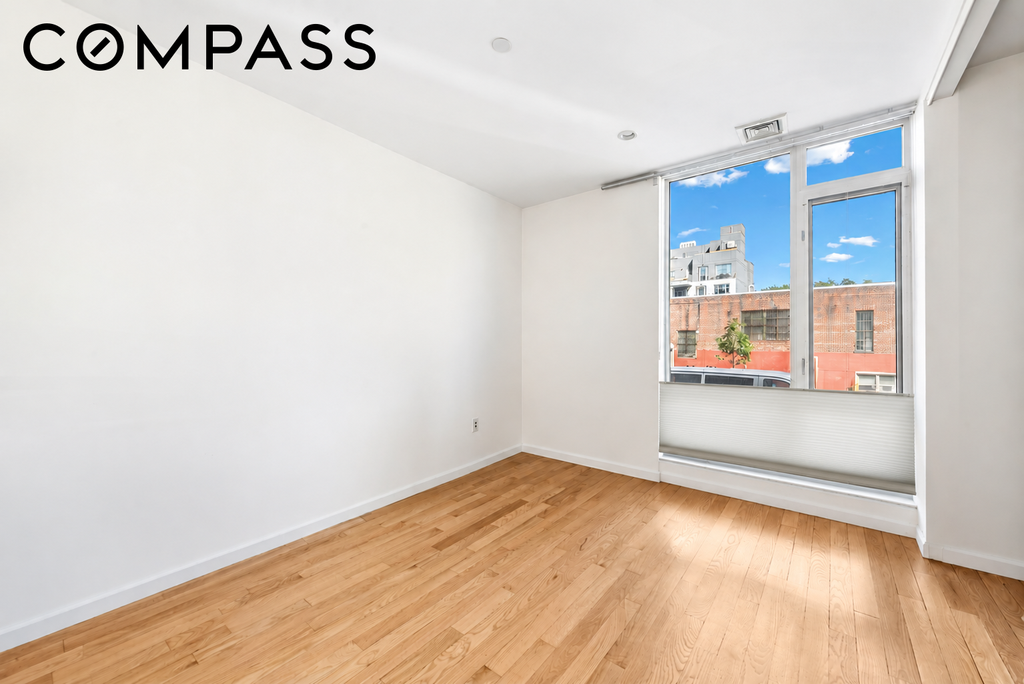 524 Manhattan Avenue, Unit 1B photo 8