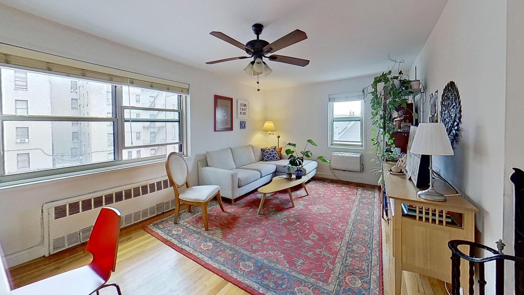 1010 Sherman Avenue, Unit 3D photo 3
