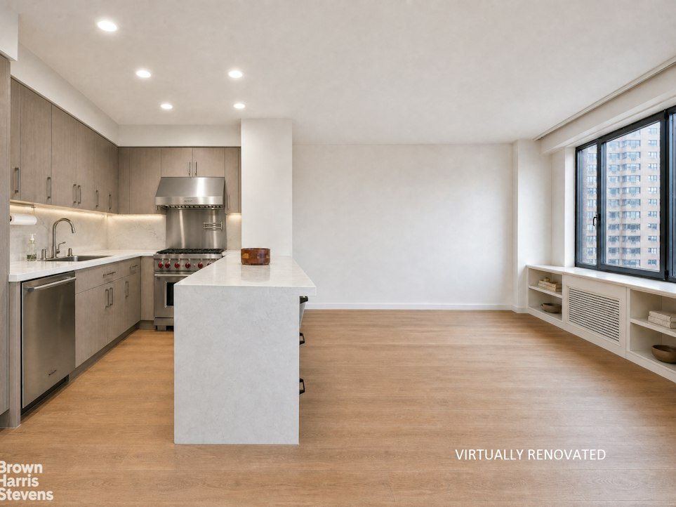 60 Sutton Place South, Unit 9CS photo 8