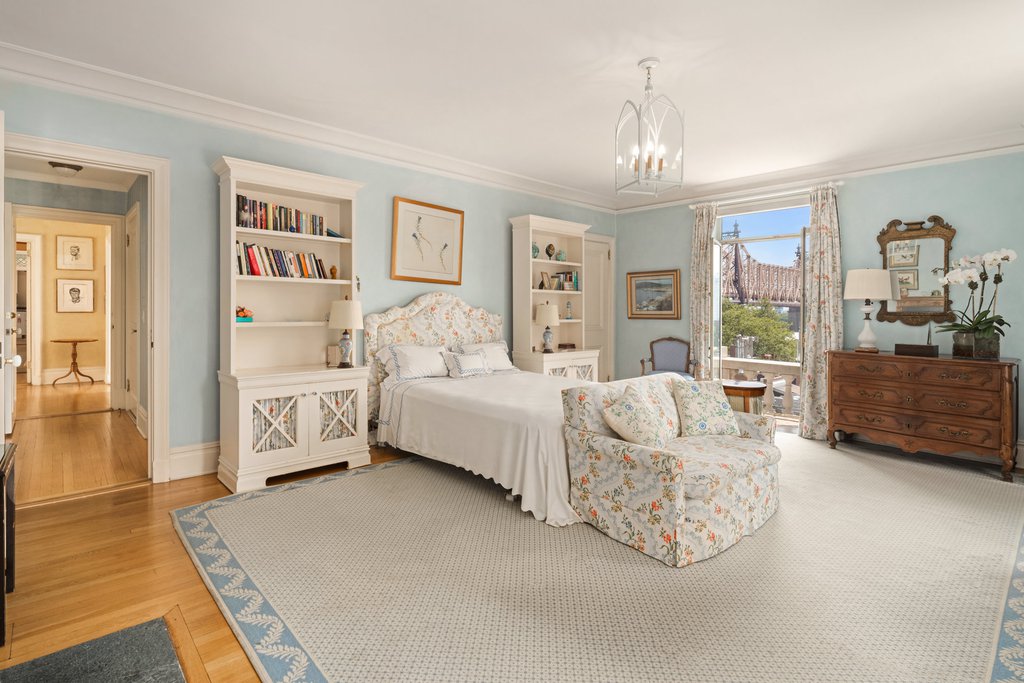 4 Sutton Place, Unit 6/7 photo 17
