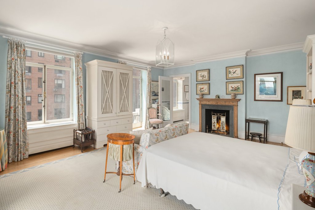 4 Sutton Place, Unit 6/7 photo 21