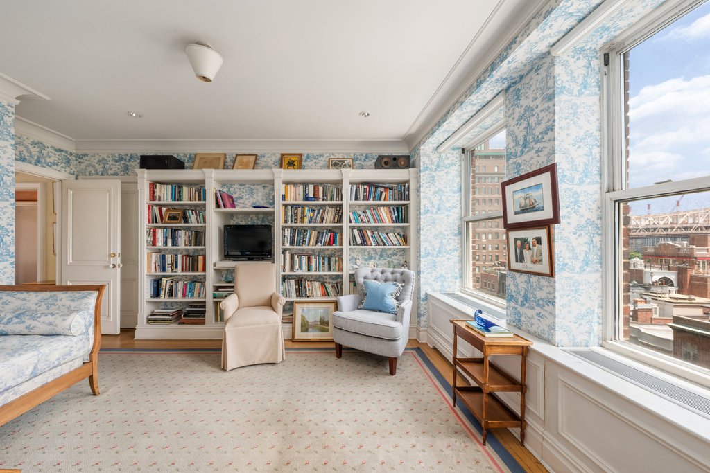 4 Sutton Place, Unit 6/7 photo 23