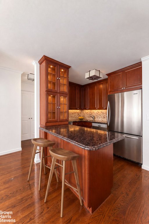 130 West 67th Street, Unit 12C photo 6