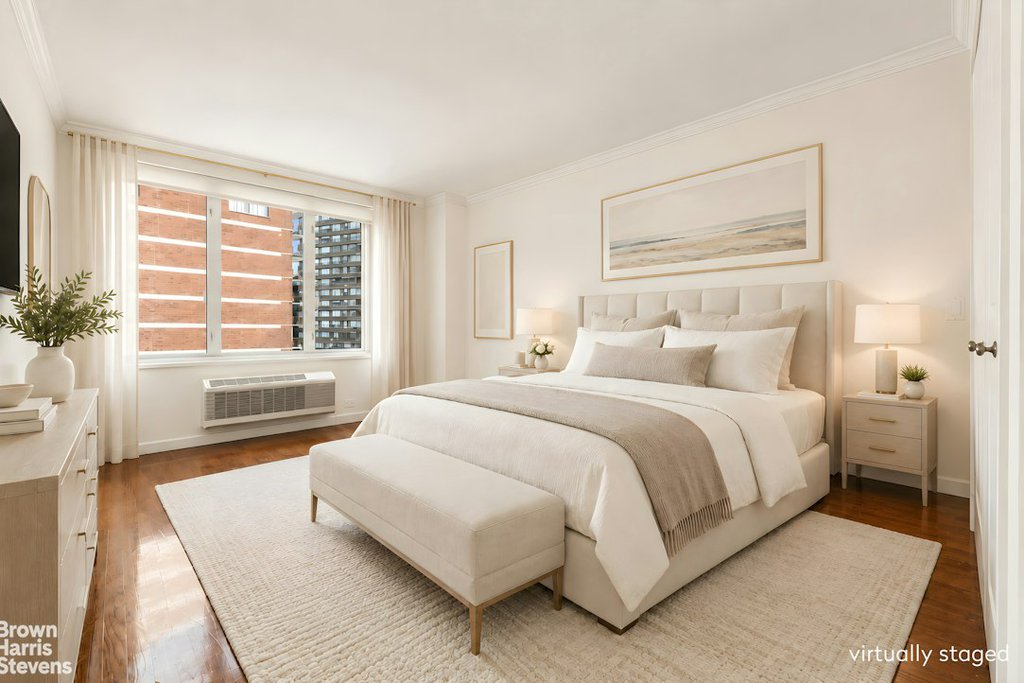 130 West 67th Street, Unit 12C photo 8