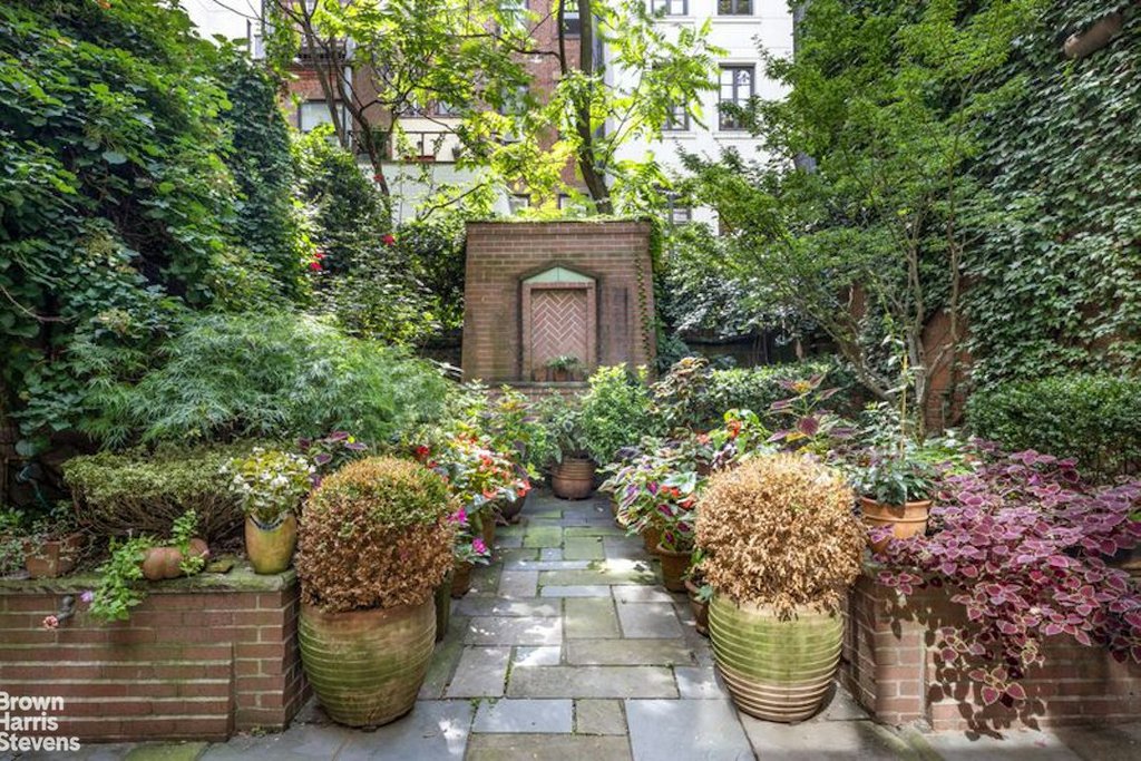 52 East 81st Street – For Sale photo 3