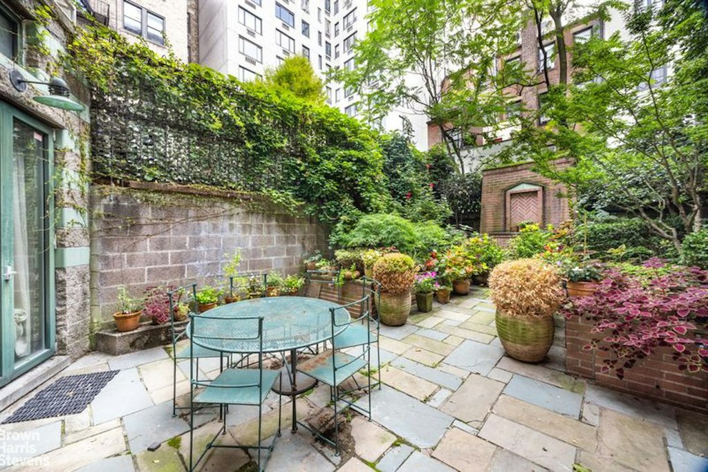 52 East 81st Street – For Sale photo 4