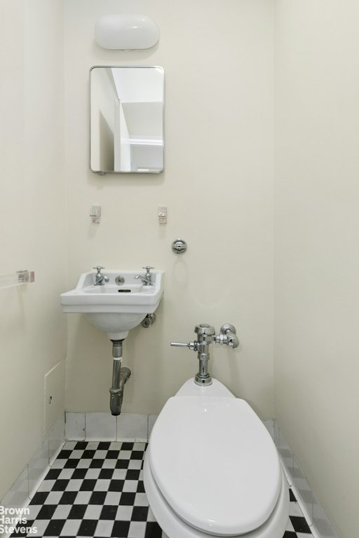 24 West 55th Street, Unit 6C photo 10