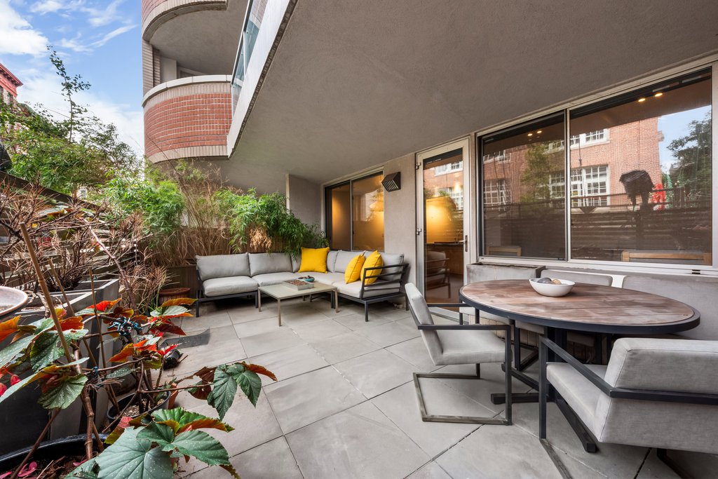 123 Baxter Street, Unit 2A