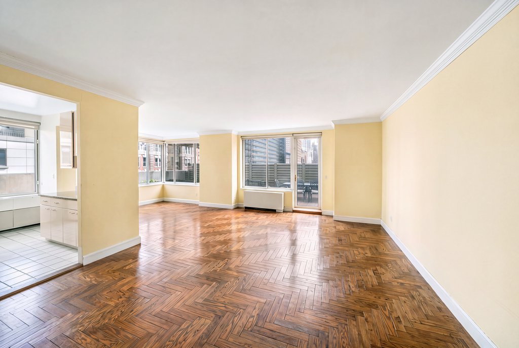200 Riverside Boulevard, Unit 5D photo 10