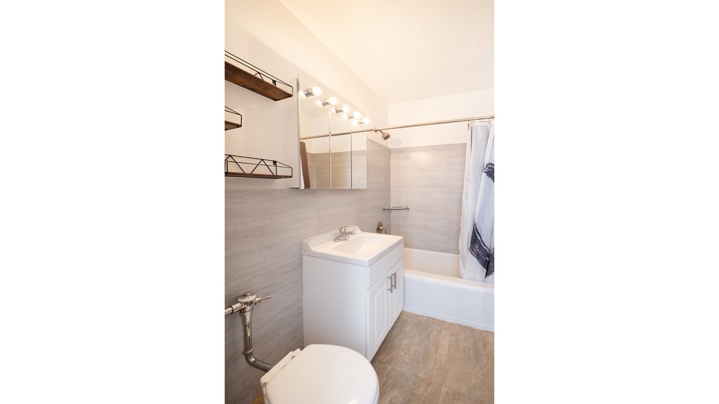 515 East 7th Street, Unit W6 photo 10