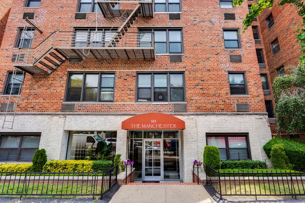515 East 7th Street, Unit W6 photo 15