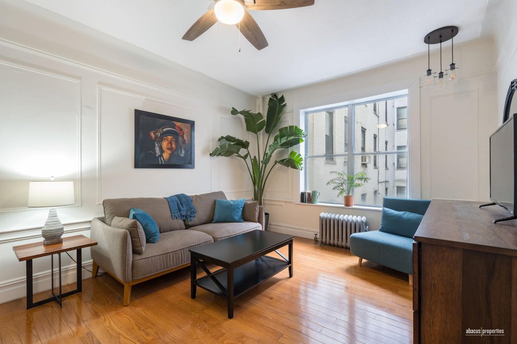 77 Eastern Parkway, Unit 2D