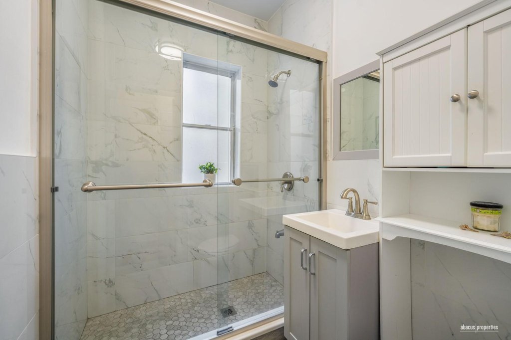 77 Eastern Parkway, Unit 2D photo 10