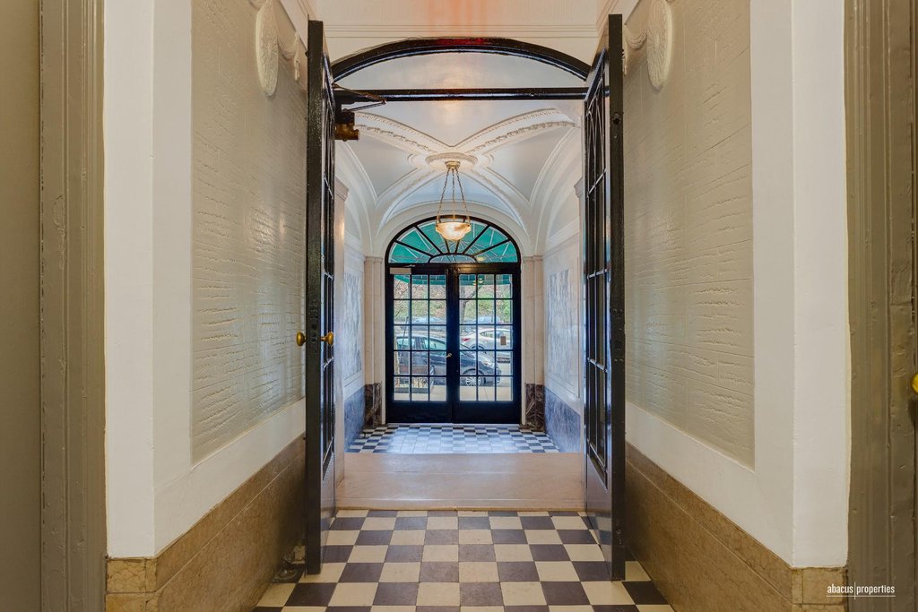 77 Eastern Parkway, Unit 2D photo 12