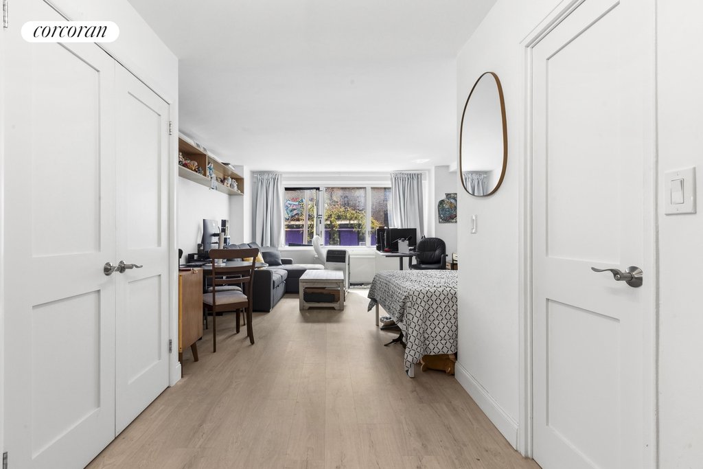 201 East 25th Street, Unit 2B