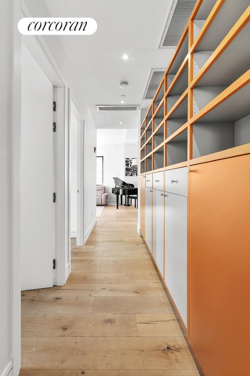 305 East 61st Street, Unit 602 photo 8