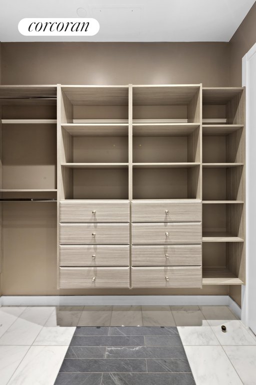 305 East 61st Street, Unit 602 photo 13
