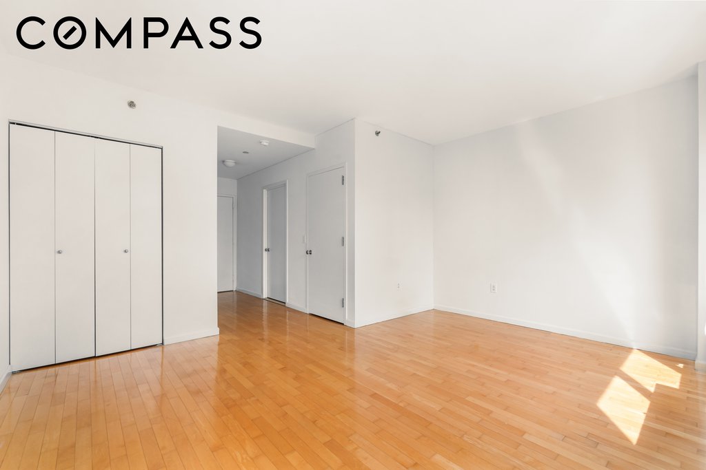250 East 30th Street, Unit 6C photo 4