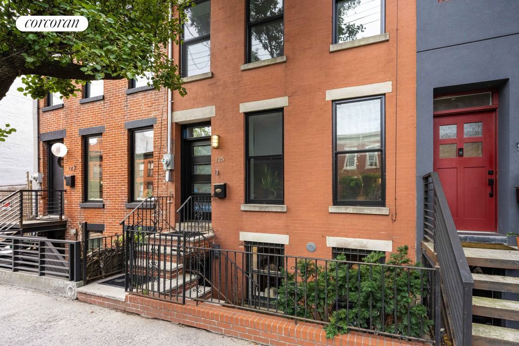 125 Pioneer Street – For Sale