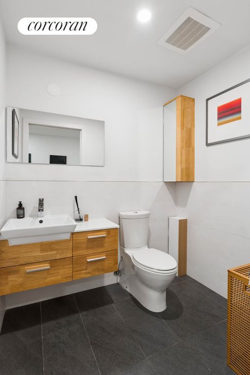 125 Pioneer Street – For Sale photo 5