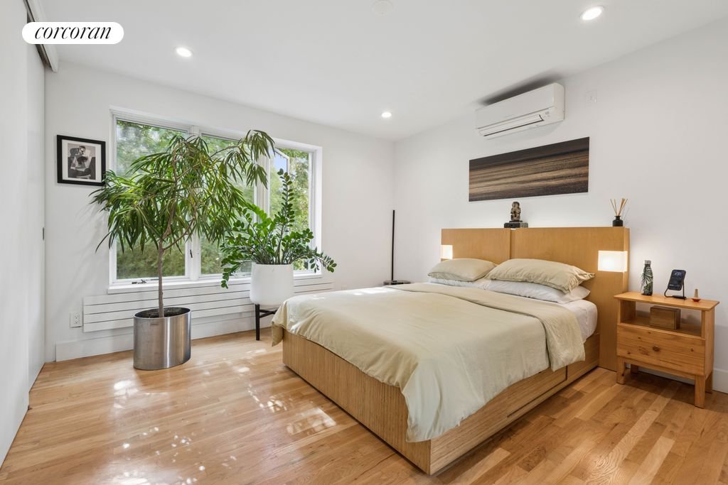 125 Pioneer Street – For Sale photo 8