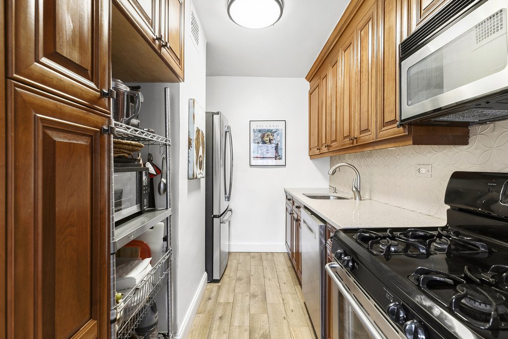 185 West End Avenue, Unit 26H photo 5